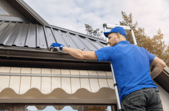 gutter cleaning in rochester